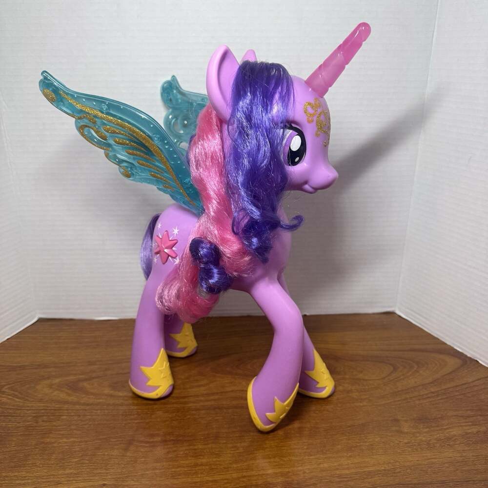 2013 My Little Pony PRINCESS TWILIGHT SPARKLE Huge Talking Singing Unicorn Light
